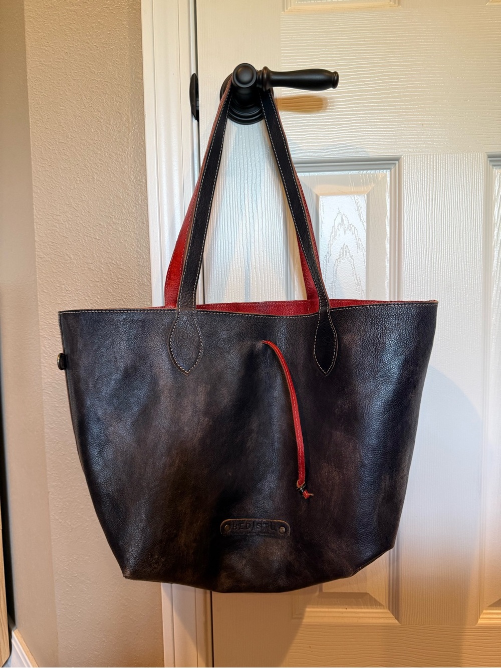 BED|STÜ Reversible Leather Tote Bag & Matching Zip Around Wallet Set - Picture 2 of 11